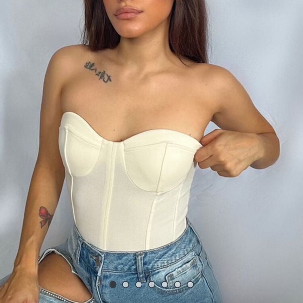 Forever 21 Sweetheart Tube Bodysuit